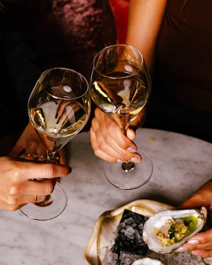 Borrelen en proosten